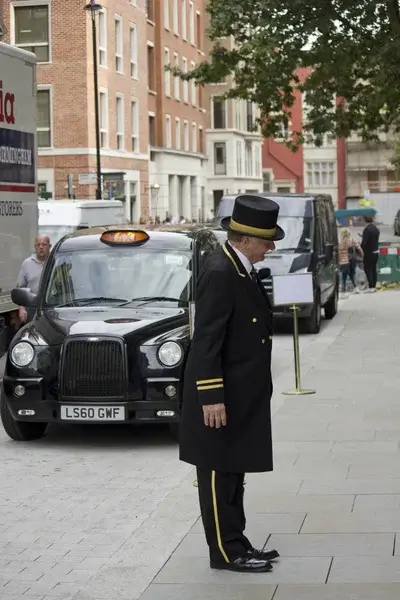 black-cab-124