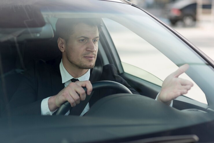 black-cabs-in-finsbury-park-7