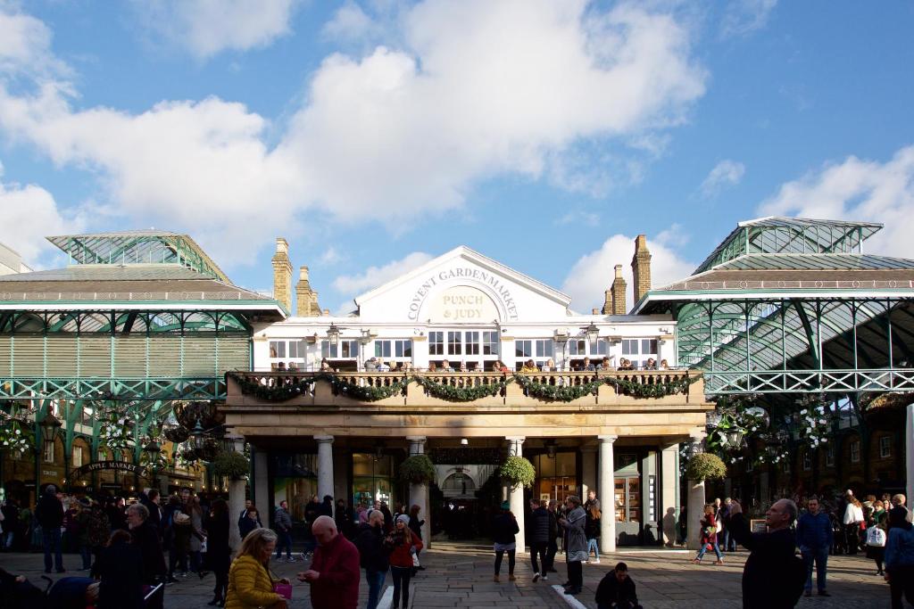 Covent Garden To Heathrow Airport