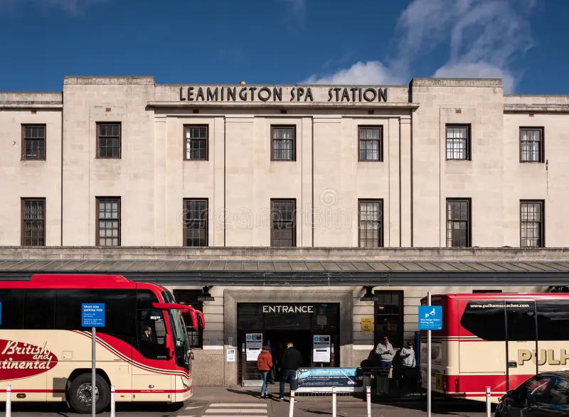 Leamington Spa To Heathrow Airport