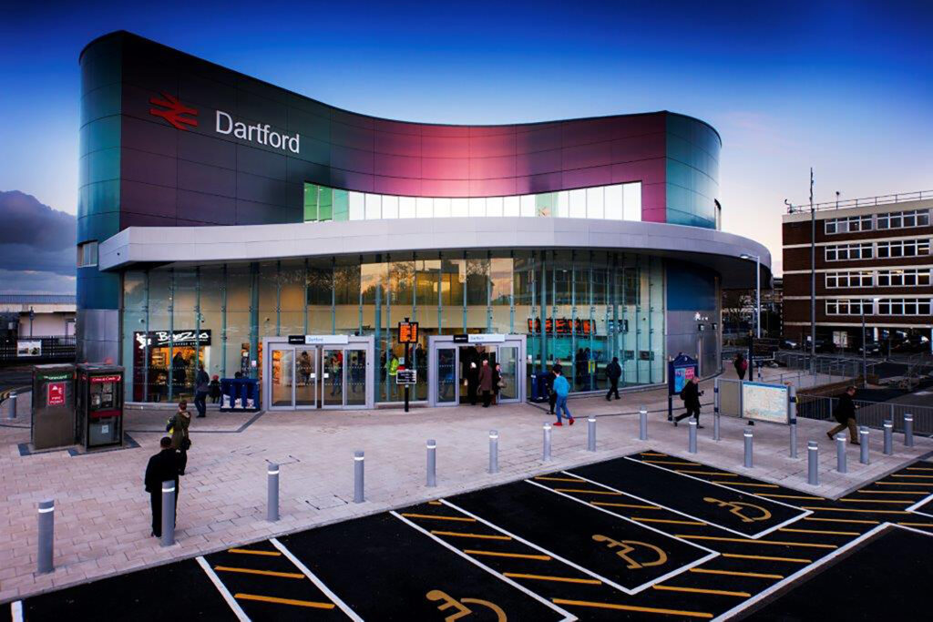 Heathrow Airport To Dartford